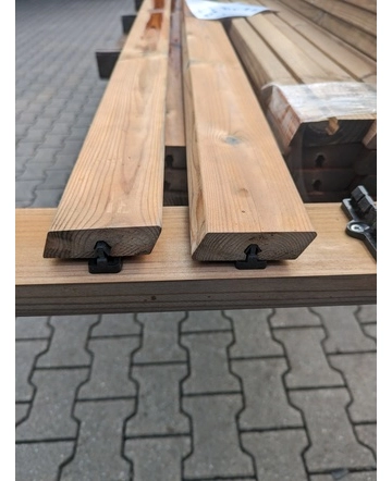 Restpost R348 - 38m2 Thermo Vuren Kliksysteem 26x65mm, inclusief rails A/B Sortering